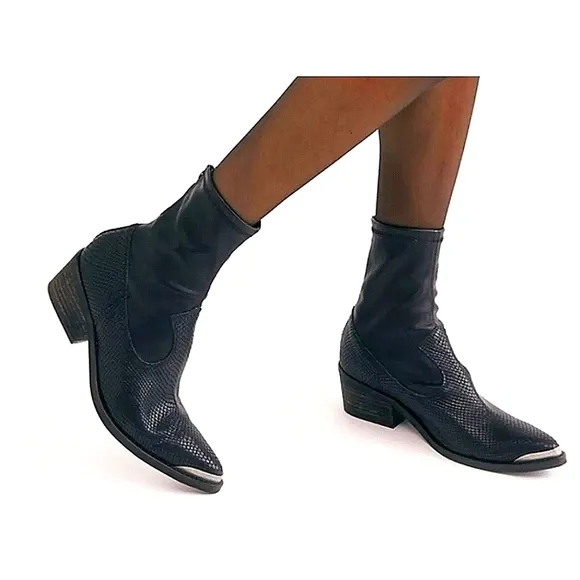Free People Grand Teton Western Boots Black Reptile Leather Size 36
