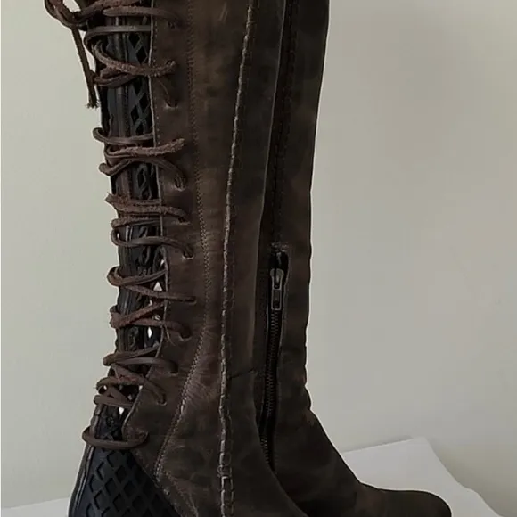 Freebird by Steven Carver Brown Gray Lace Back Tall Leather Boots 9