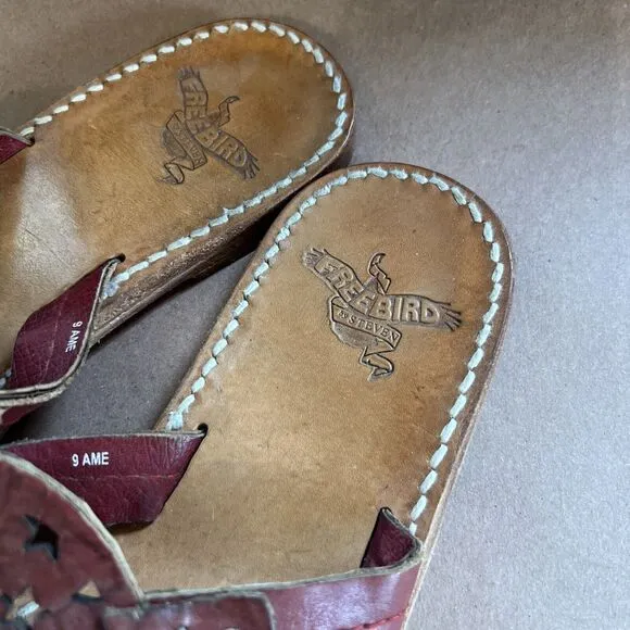 Freebird Vallarta Red Moon And Stars Size 9 Sandals