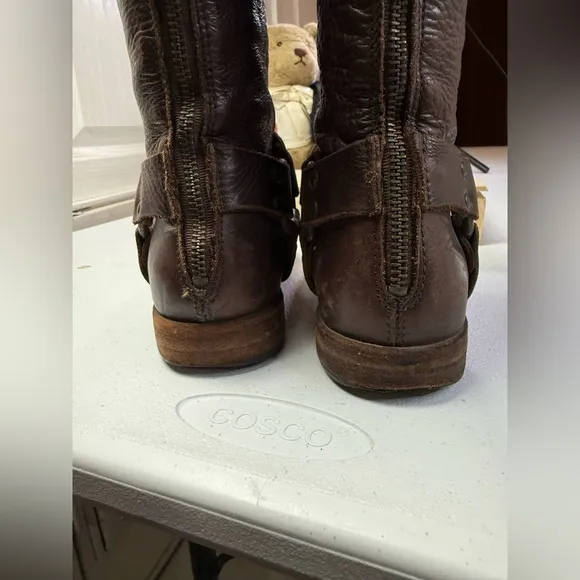 Frye #76851 Phillip Harness Tall Back Zip Burgundy Leather  Womens Boots Sz 7 B