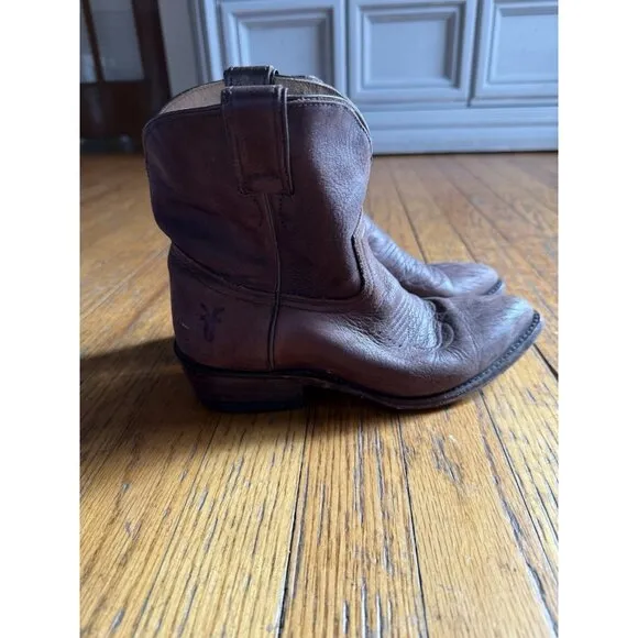 FRYE Billy Short Country Cowboy Boots Dark Brown Washed Antique Size 7.5B EUC