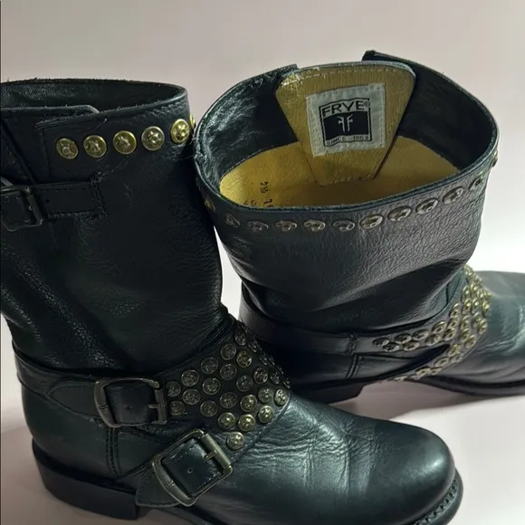 Frye Black Leather Studded Pull On Boots 5.5