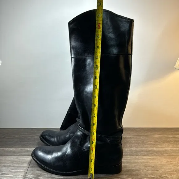 Frye black leather tall boots woman’s size 7B (d3)