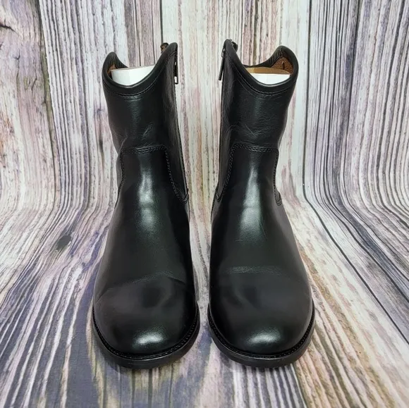 FRYE Black Melissa Button Short Leather Zipper Boots New Size 6.5