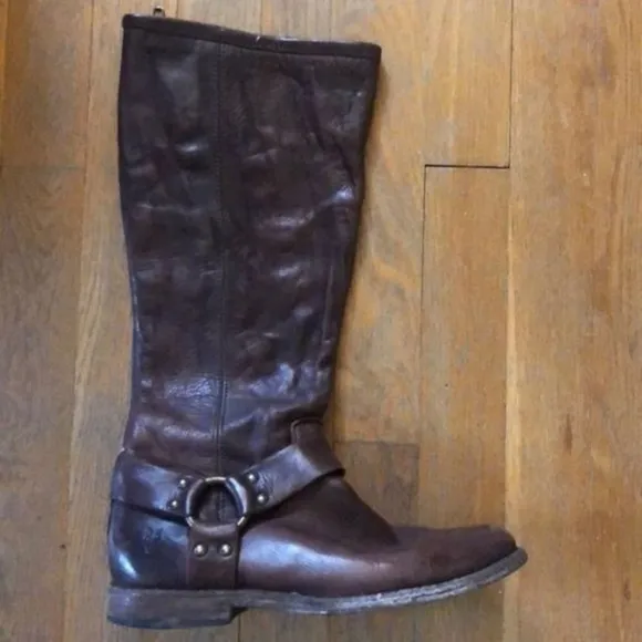Frye brown leather tall Riding boots size 6.5