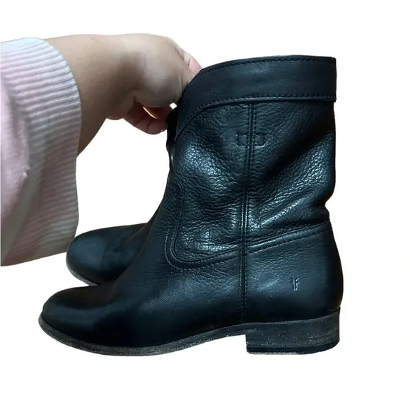 FRYE CARA ROPER SHORT BOOTS