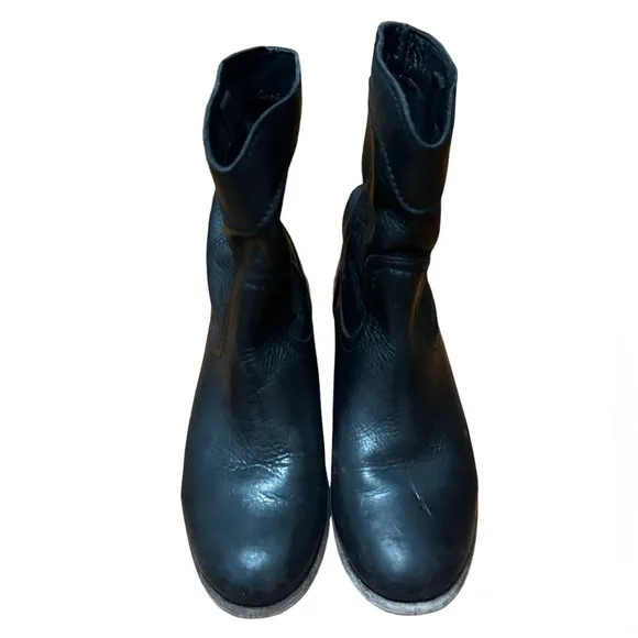 FRYE CARA ROPER SHORT BOOTS