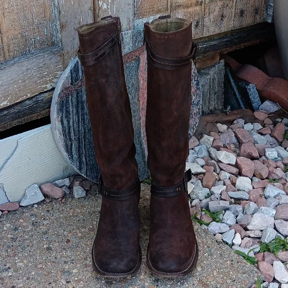 Frye Carmen buckle strap brown leather heeled tall boots women's 8