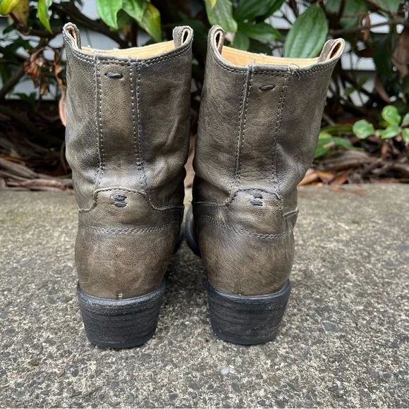 Frye Carson Tab Green Leather Short Boots 76461