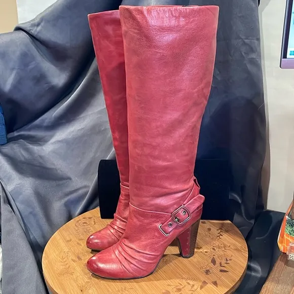 Frye distressed red Bethany Strappy Soft tall boots size 6