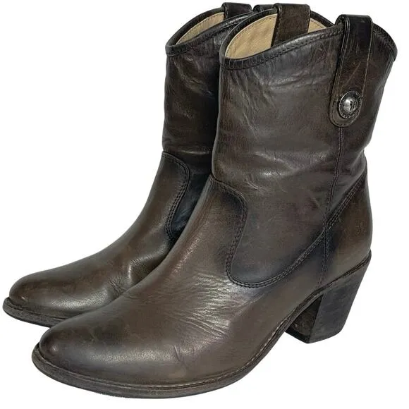FRYE Jackie Button Short Boot In Slate Distressed chocolate brown 7.5