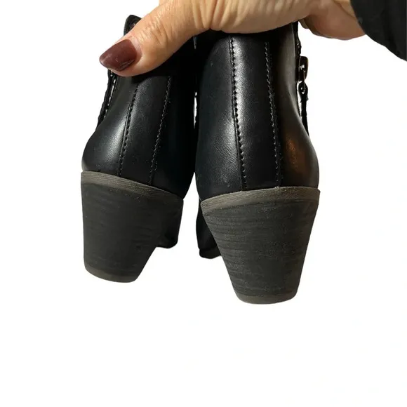 FRYE Judith Black Leather Ankle Bootie short Boots size 6.5