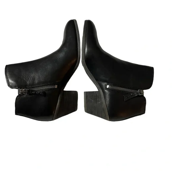 FRYE Judith Black Leather Ankle Bootie short Boots size 6.5