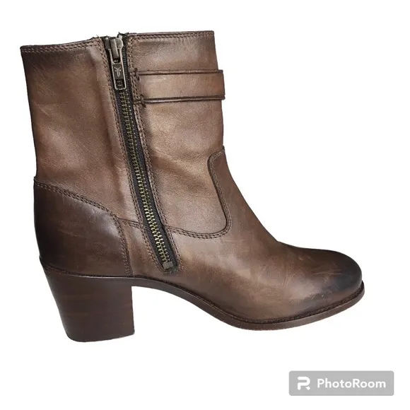 Frye Malorie Button Short Brown Leather Ankle Heeled Boots Women’s Size 7.5