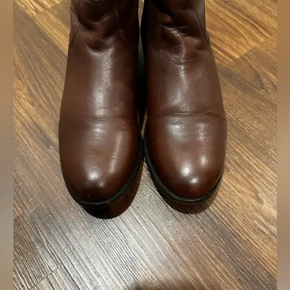 FRYE Melissa Button Zip Back Short BrownLeather Boots Women's Size 9M