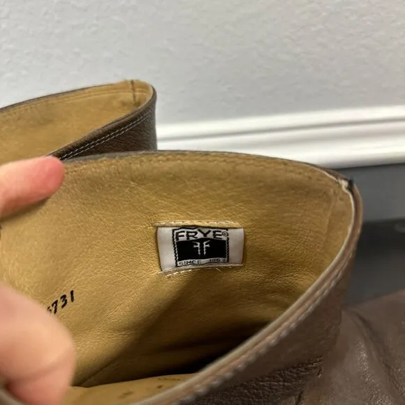 Frye Melissa Button Zip Short Ankle Boots Brown Leather Womens Size 10 76502