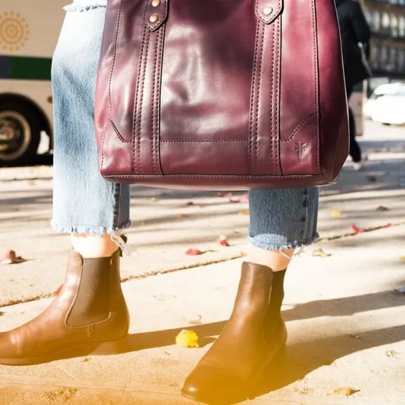 Frye Melissa Chelsea Oxblood Red Leather Comfy Low Heel Casual Short Ankle Boot