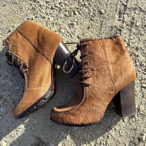 FRYE Parker 9.5 Boots Moc Toe Short Cognac Brown Calf Hair Booties/Ankle