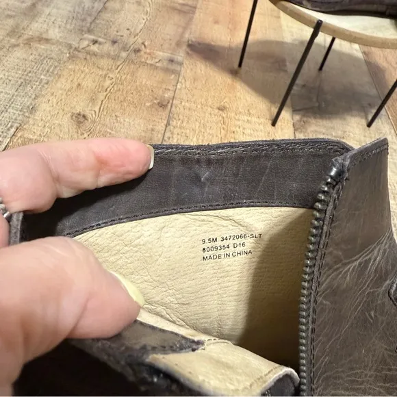 Frye Renee Seam Short Women Western Leather ankle boots