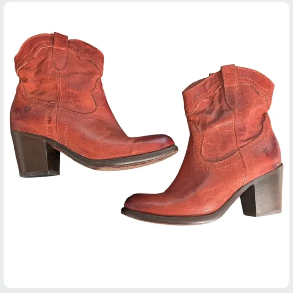 Frye Tabitha Pull-On Short Western Boots 6.5 Cognac Leather Ankle Booties