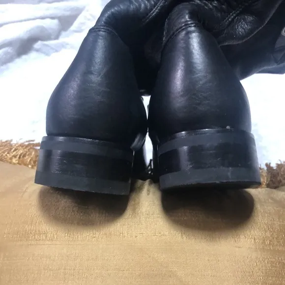 Frye Veronica Short Black Leather Boots size 8.5