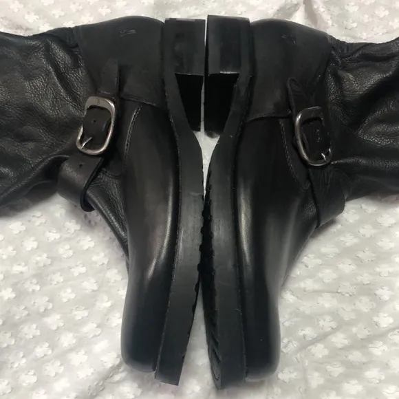 Frye Veronica Short Black Leather Boots size 8.5
