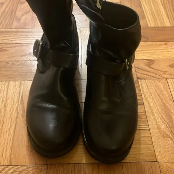 Frye Veronica Short Black Leather Boots Womens Size 8.5