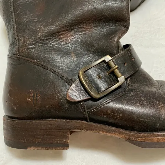 FRYE Veronica short boot soft distressed slouchy brown 6
