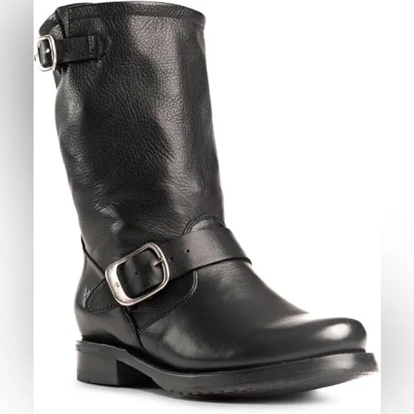 Frye Veronica Short Boots for Women Made from Full-Grain Leather in Black