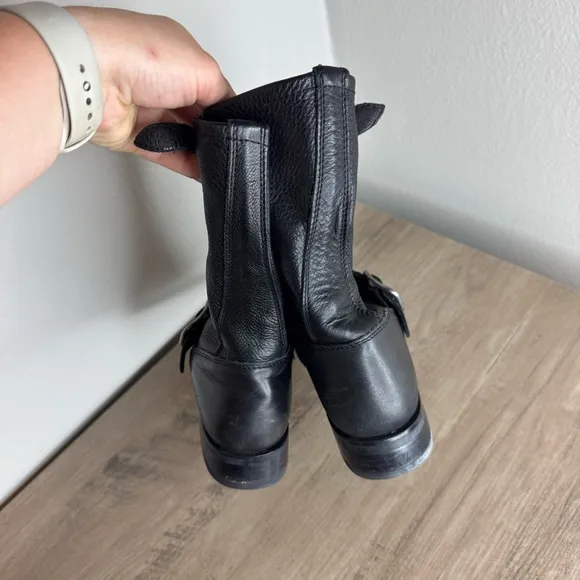 Frye Veronica Short Boots for Women Made from Full-Grain Leather in Black