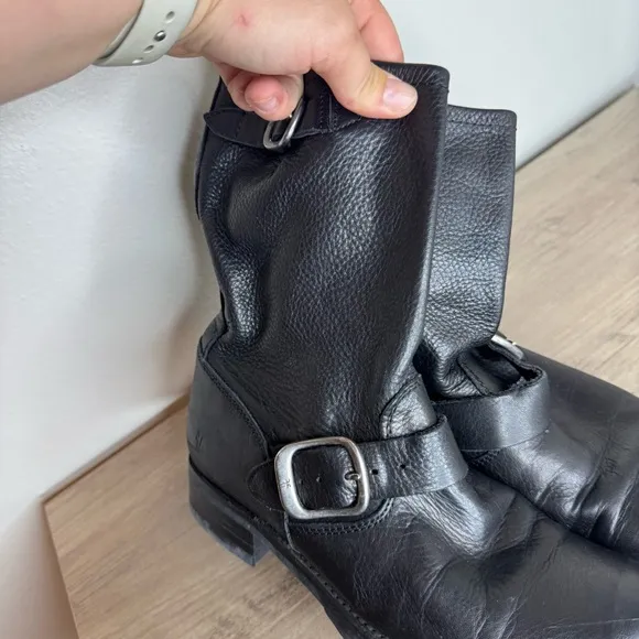 Frye Veronica Short Boots for Women Made from Full-Grain Leather in Black
