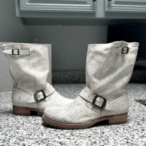 Frye Veronica Short Boots