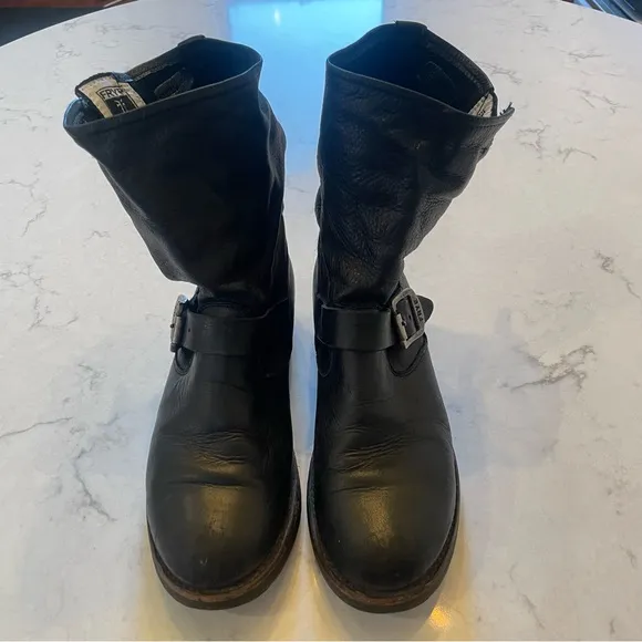 FRYE 🖤 Veronica Short Slouch Boot in Black Size 7