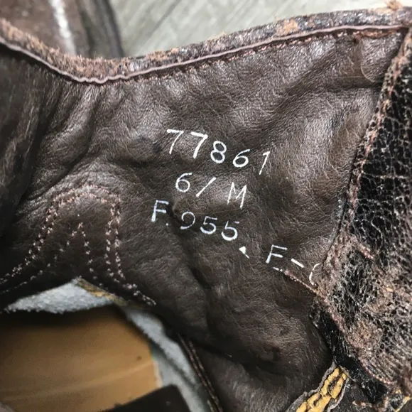 FRYE Women's 77861 Deborah Studded Distressed Leather Short Bootie Boots Size 6