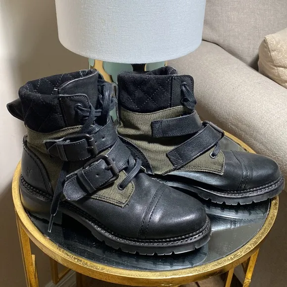 Frye women’s black leather and green canvas combat boots. Size 5 /12