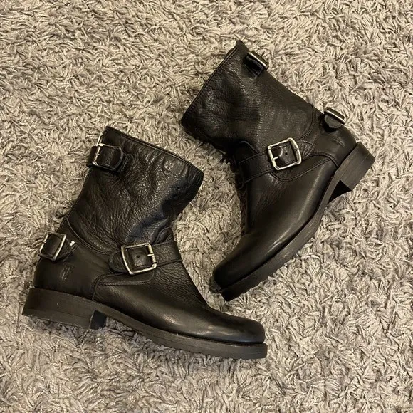 Frye Women’s Veronica Back Zip Short Boots Booties Black Size 6 B $328.00
