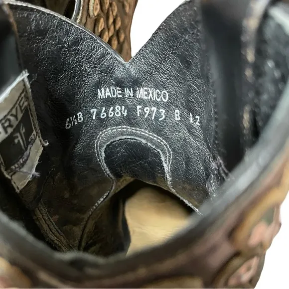 Frye Wyatt Disc Boots Short Ankle Western Size 6.5 B Black Leather Studded