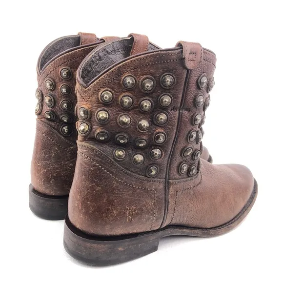 Frye Wyatt Disc Distressed Western Ankle Boots 7B