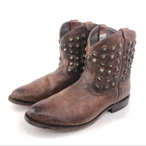 Frye Wyatt Disc Distressed Western Ankle Boots 7B