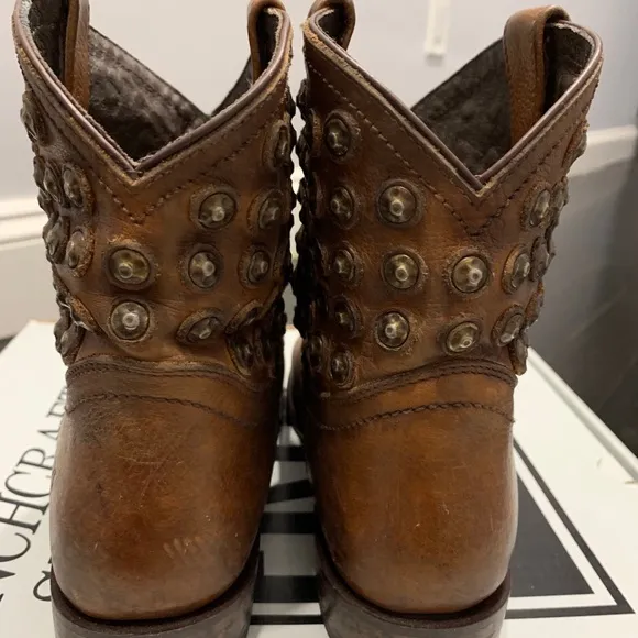 FRYE ‘WYATT DISC’ SHORT BOOTS