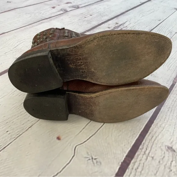 Frye Wyatt Disc Studded Ankle Western Boots Brown Leather Size 7.5