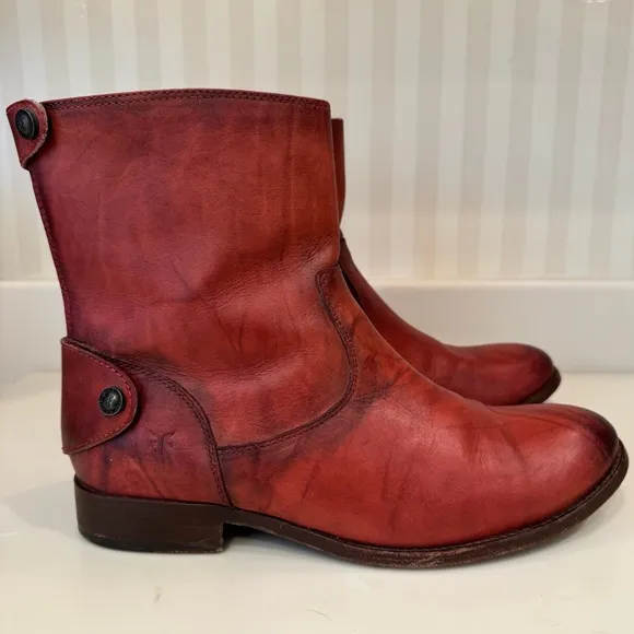 Frye Zip Back Cognac Leather Ankle Boots Size 8 1/2B Narrow