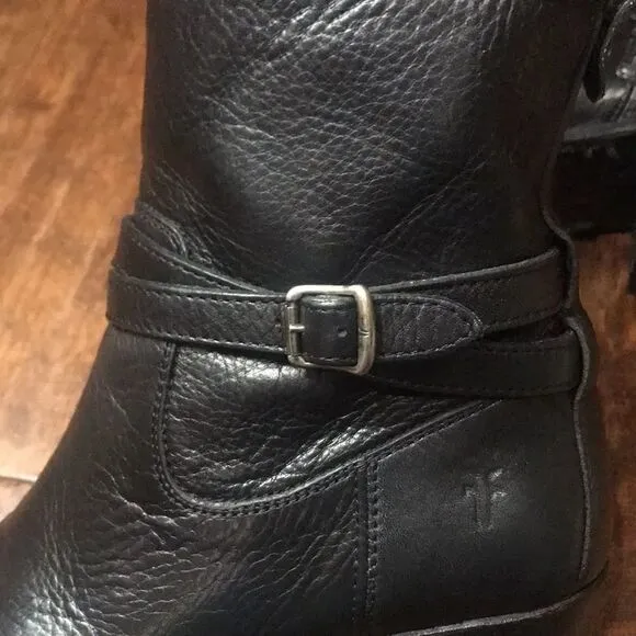 Frye Jackie Rivet short boot, size 5.5!