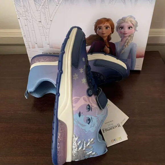 Geox Disney space club light up super comfortable sneaker size 3,5