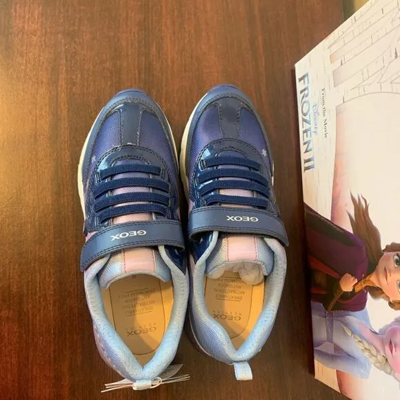 Geox Disney space club light up super comfortable sneaker size 3,5