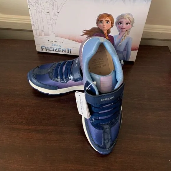 Geox Disney space club light up super comfortable sneaker size 3,5