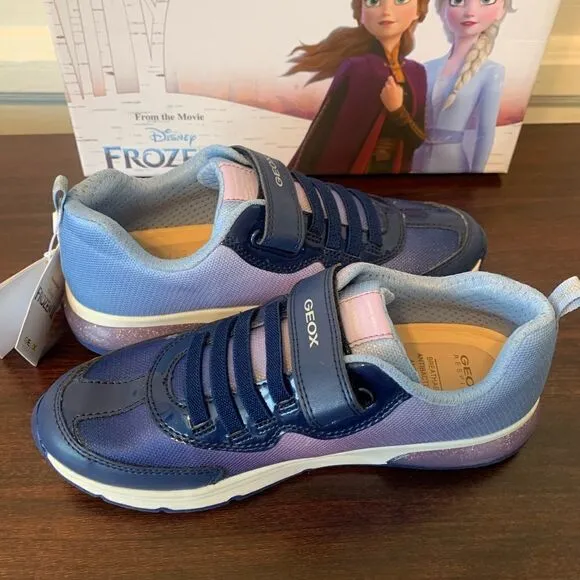 Geox Disney space club light up super comfortable sneaker size 3,5
