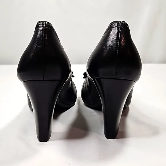 Geox Respira Black Leather Womens Heels Size 6