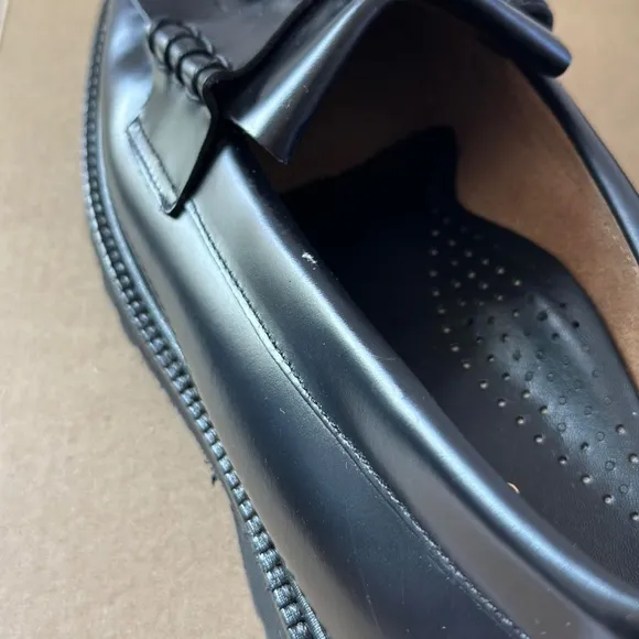 G.H Bass Mens Layton Lug Weejuns Loafer in Black, Size 8