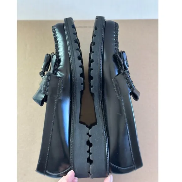 G.H Bass Mens Layton Lug Weejuns Loafer in Black, Size 8